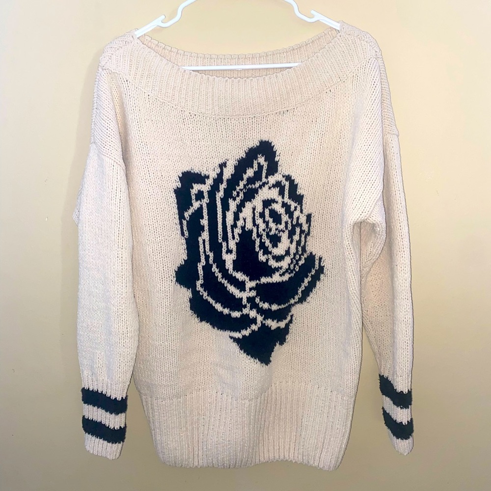 Express Small womens beige with black Rose sweater